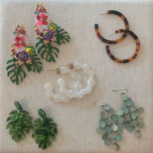 Set of 5 pairs of earrings